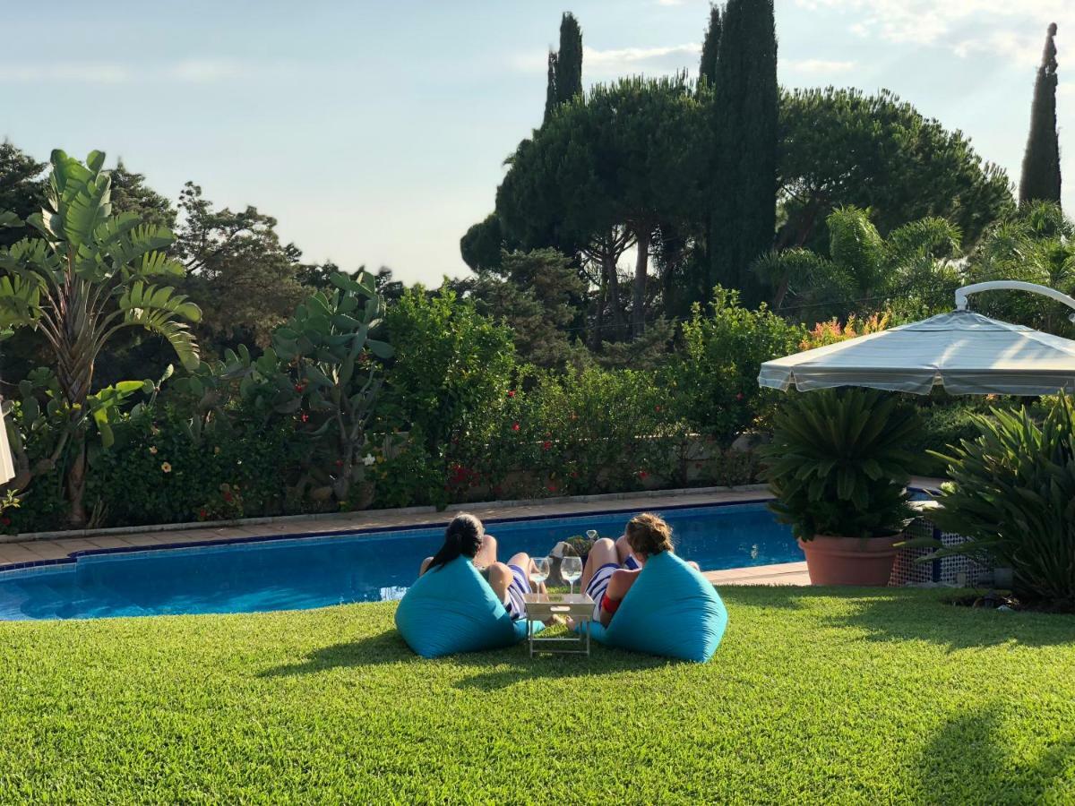 Villa Breeze Boutique Guest Rooms, Marbella Sitio de Calahonda 外观 照片